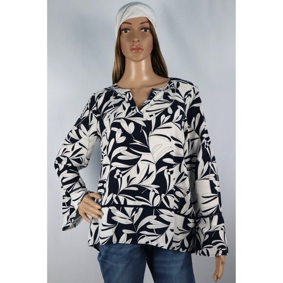 Crown & Ivy Women's‎ Floral Print Blouse Black & White Rayon India Size S - Picture 1 of 10